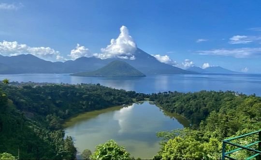 15 Days South and North Maluku